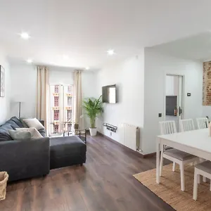 design-apartment-plaa-la-font.catalonia-hotels.com/