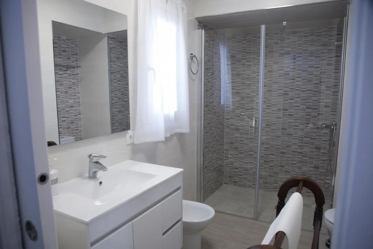 Casa Calle El Cid Medina-Sidonia 0*,